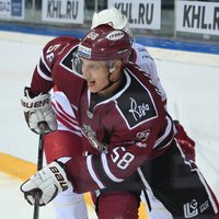 Arī Galviņš sezonas pirmajā Rīgas 'Dinamo' izbraukumā guvis traumu