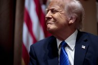Здравствуй Дональд, Новый Год! От пошлин Трампа пострадают американцы и могут выиграть европейцы