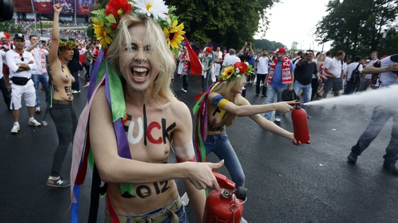 Femen in Warshawa