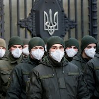 'Covid-19': Ukrainā ieviesta kriminālatbildība par karantīnas neievērošanu