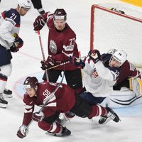 ФОТО, ВИДЕО: Сборная Латвии упустила преимущество в две шайбы и уступила США
