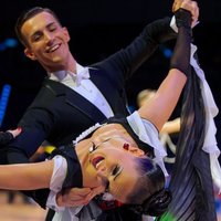 Latvijas sporta deju pāris septītajā vietā Pasaules kausā standartdejās