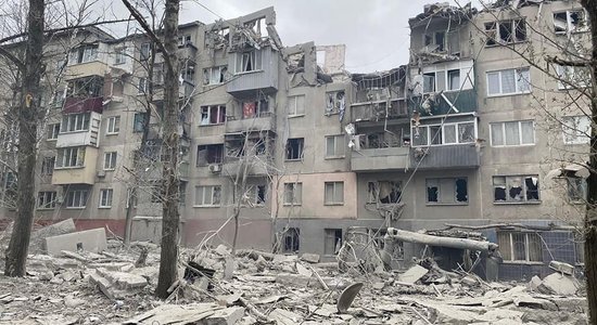 Обстрел Славянска: ракета попала в пятиэтажный дом, среди погибших — двухлетний ребенок