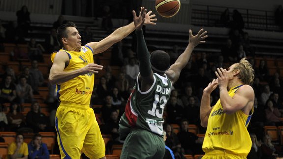 Izaicinājuma kauss basketbolā: Ventspils - Pinar - 15