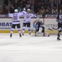 Video: Rīgas 'Dinamo' atspēlējas Čeļabinskā un gūst vēl vienu punktu