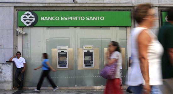 Portugāle bankā 'Banco Espirito Santo' iepludinās 4,4 miljardus eiro