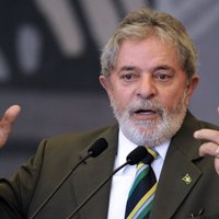 Brazīlijas prezidenta vēlēšanu pirmajā kārtā visvairāk balsu Lulam