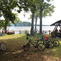 Ar riteni uz salām bagātāko Latvijas ezeru – vienas dienas izbrauciena maršruts