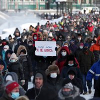 Krievijā sākušās protesta akcijas Navaļnija atbalstam
