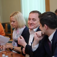 Valdība konceptuāli atbalstījusi FKTK pievienošanu Latvijas Bankai