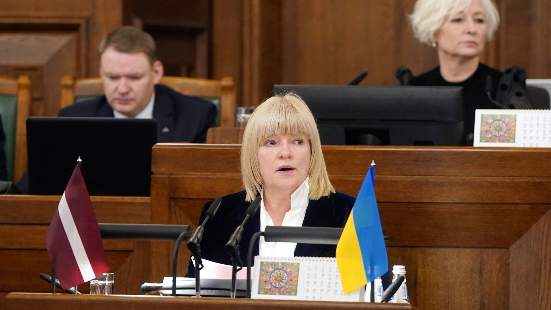 Deputāte Ilze Vergina izstājas no JV