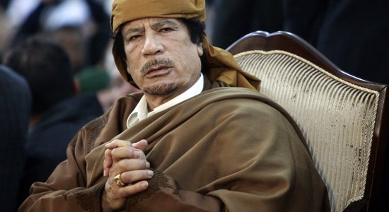 Kadafi finansējuma lietā aizturēts bijušais Francijas iekšlietu ministrs
