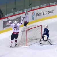 Video: Rīgas 'Dinamo' trešo reizi sezonā neielaiž ripu vārtus