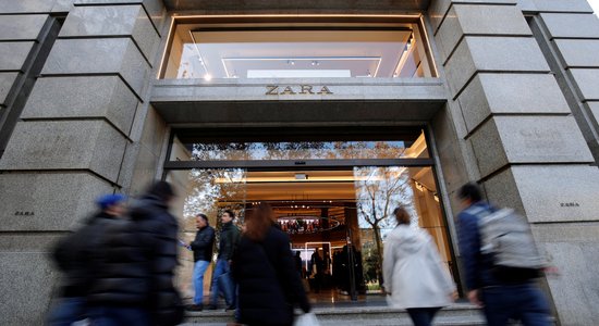 Apģērbu tirgotāja 'Zara' īpašniekam rekordliela pusgada peļņa