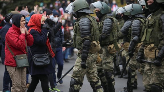 Protesti Minskā, 01.11.2020. - 5