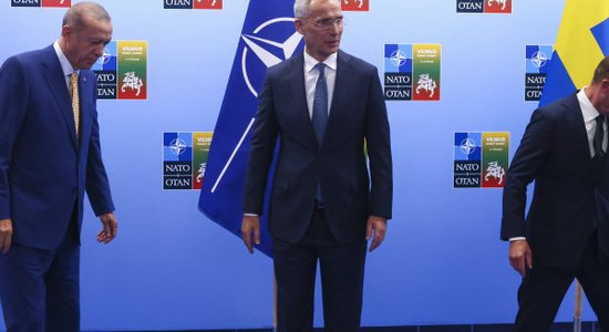 Эрдоган утвердил протокол о принятии Швеции в состав НАТО