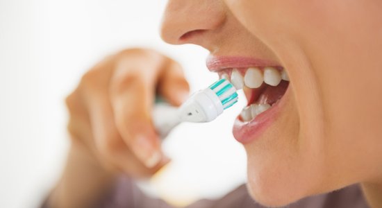 Cтоматологи: черные пасты с углем не отбеливают зубы