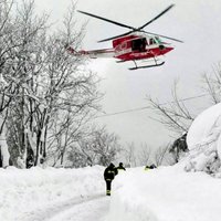 Itālijā avarējis glābēju helikopters; seši bojāgājušie