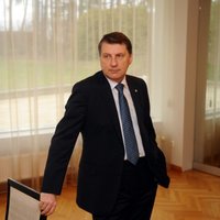 Декларация президента Латвии: ни квартиры, ни машины, но накопил 126 000 евро