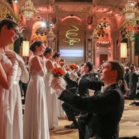 Krievijas likumdevēji nevarēs apmeklēt smalko Vīnes balli