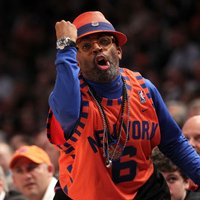 Video: 'Knicks' uzticamākais fans Spaiks Lī sajūsmā par Porziņģi