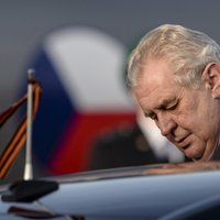 Hospitalizētā Čehijas prezidenta Zemana stāvoklis esot stabils