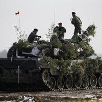 Polijas armijā nomainīti 90% vadošā sastāva