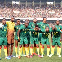 Par valsts iejaukšanos futbola lietās FIFA diskvalificē Kamerūnu