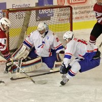 Latvijas U-18 hokejisti gūst trešo uzvaru pasaules čempionātā