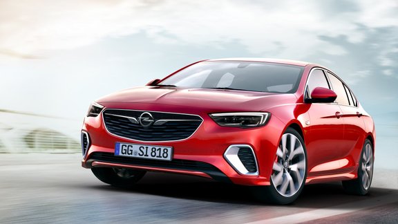 Jaunā 'Opel Insignia' sportiskajā 'GSi' versijā