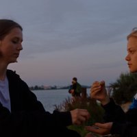 Amerikāņu izplatītāji iegādājušies tiesības izrādīt latviešu filmu 'Neona pavasaris'