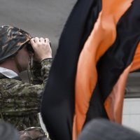 Ziņo par artilērijas apšaudi un ugunsgrēkiem Luhanskā