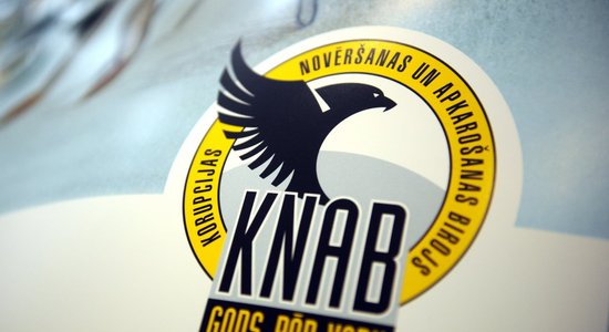 KNAB rosina uzsākt kriminālvajāšanu pret Nacionālā veselības dienesta amatpersonu