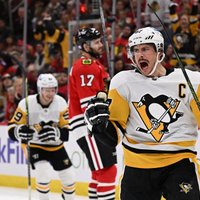 Bļugera kapteini Krosbiju nosauc par NHL nedēļas spožāko zvaigzni