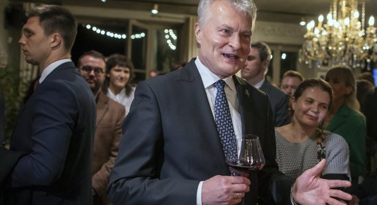 Šimonīte apsveic Nausēdu ar uzvaru Lietuvas prezidenta vēlēšanās