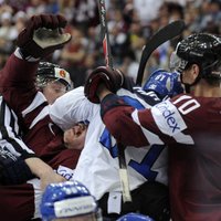 Video: Latvijas hokejisti gūst vēsturisku uzvaru pār Somiju