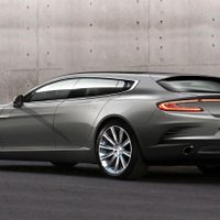 'Bertone' universālis uz 'Aston Martin Rapide' bāzes