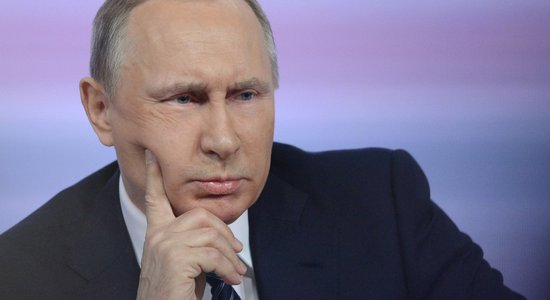 Putins: ar pašreizējo Turcijas vadību noregulēt attiecības nav iespējams