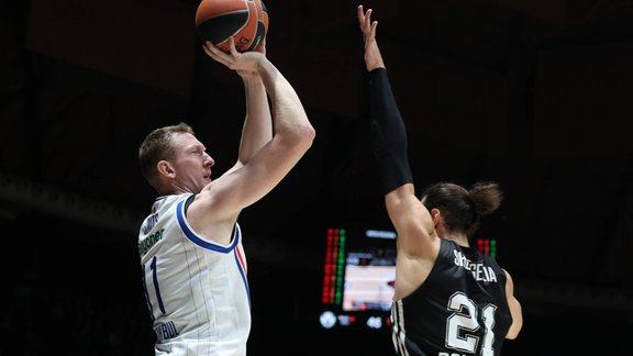 Rolands Šmits, Anadolu Efes