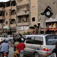 Francija veic jaunus uzlidojumus 'Daesh' Sīrijas bastionam Rakai