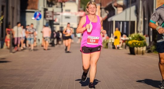 No atbrīvojuma sportā līdz maratonam – skrienošā skolotāja Jekaterina