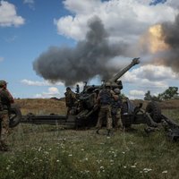 Ukraina pēdējo dienu laikā veikusi uzbrukuma operācijas valsts ziemeļaustrumos, ziņo Lielbritānija