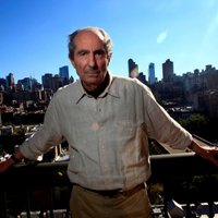 85 gadu vecumā miris amerikāņu rakstnieks Filips Rots