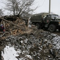 Olands un Merkele sola Minskas sarunās mēģināt visu Ukrainas konflikta izbeigšanai