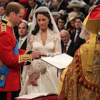 Karalisko kāzu jubileju gaidot: īsais Keitas un Viljama laulības stāsts