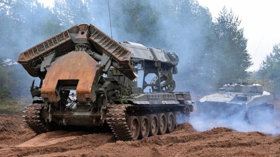 russian and belarusian armed forces at the luga training ground,zapad,zapad2017