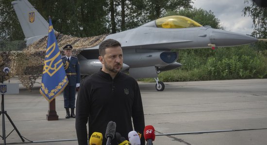 Украинские военные пилоты завершили подготовку во Франции