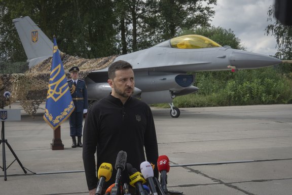 F-16 pret Su-35? Ukrainai piegādāto iznīcinātāju reālās spējas un to bruņojums