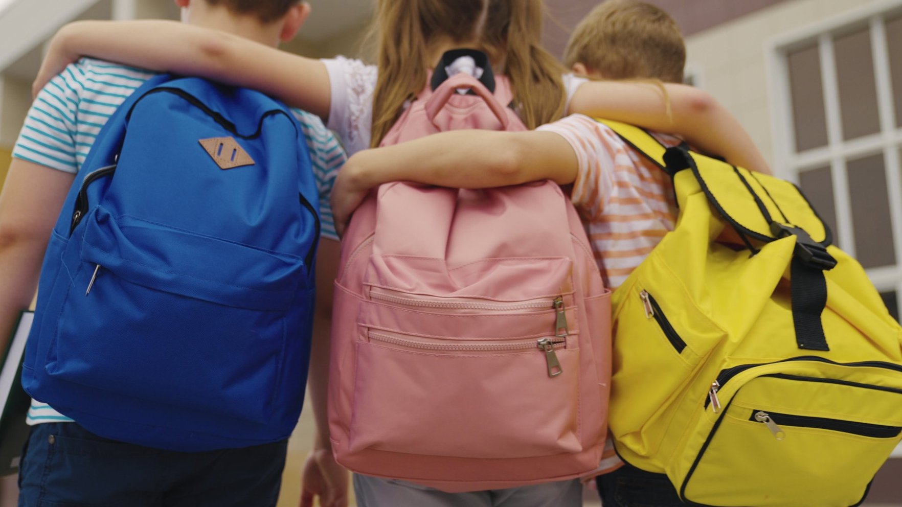 Līdz pat desmitiem tūkstošu eiro gadā: kāds ir privātskolu piedāvājums Latvijā?