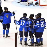 Somijas, ASV un Kanādas U-18 izlases rezultatīvās spēlēs izcīna uzvaras PČ elitē